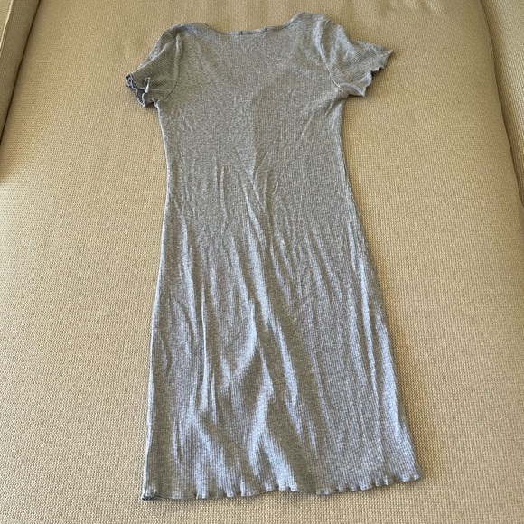 Gray Ribbed Dress - Picture 2 of 3